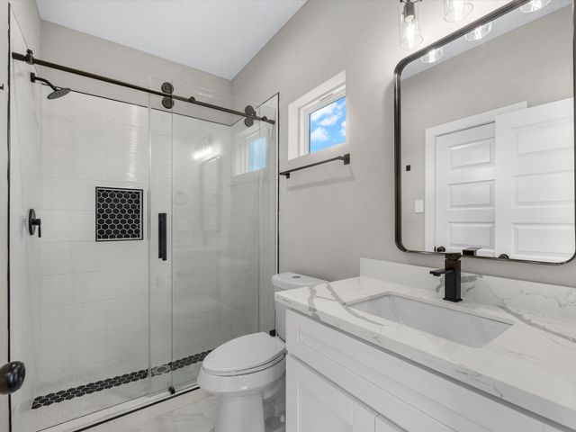 7802 Queen Street A, Houston, TX 77028