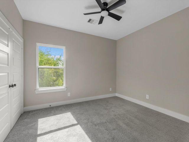 7802 Queen Street A, Houston, TX 77028