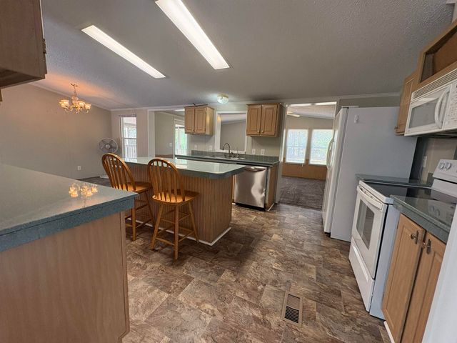 1219 Midvale Dr., Conway, SC 29527