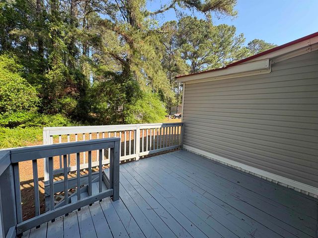 1219 Midvale Dr., Conway, SC 29527