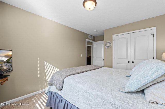 189 Magnolia Dr, Shepherdsville, KY 40165