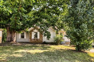 112 Cedarmont Cir, Nashville, TN 37211