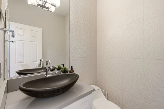 9111 N Kensington Dr, Spokane, WA 99208