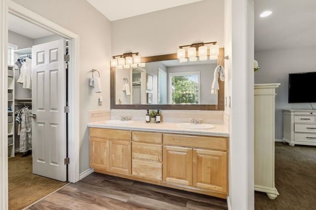 9111 N Kensington Dr, Spokane, WA 99208