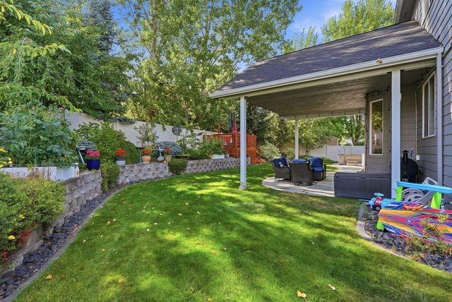 9111 N Kensington Dr, Spokane, WA 99208