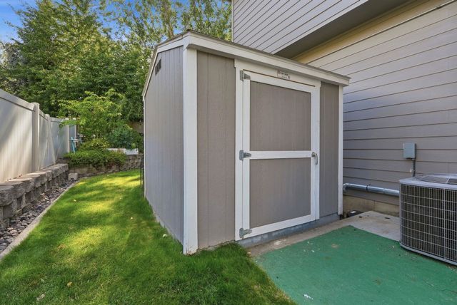 9111 N Kensington Dr, Spokane, WA 99208