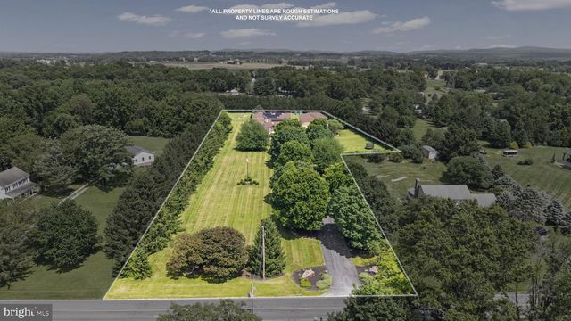 253 BRINDLE RD, Mechanicsburg, PA 17050