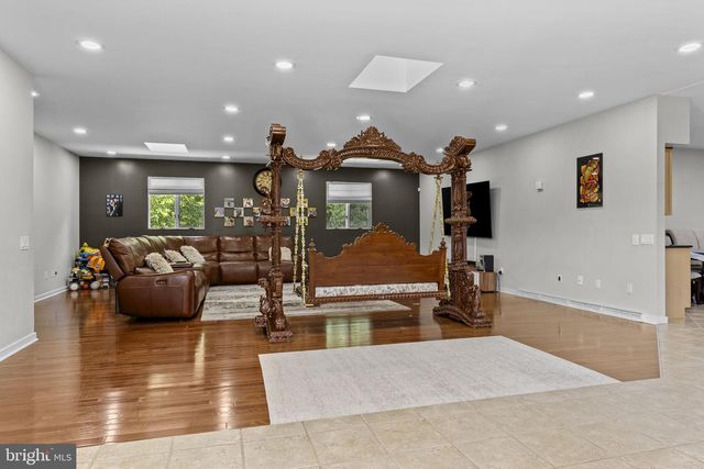 253 BRINDLE RD, Mechanicsburg, PA 17050