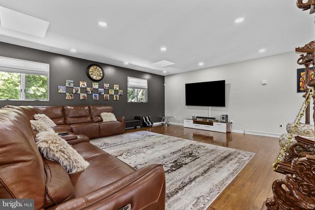 253 BRINDLE RD, Mechanicsburg, PA 17050