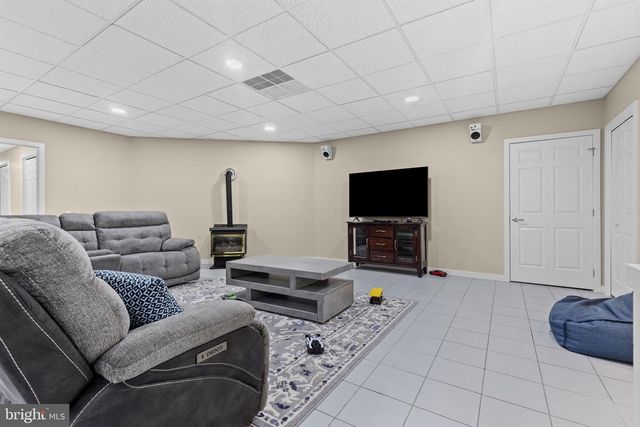 253 BRINDLE RD, Mechanicsburg, PA 17050