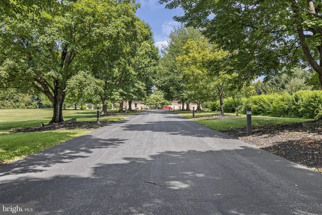 253 BRINDLE RD, Mechanicsburg, PA 17050
