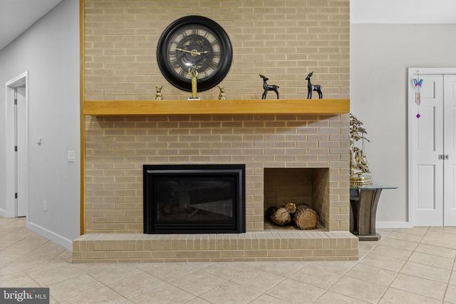 253 BRINDLE RD, Mechanicsburg, PA 17050