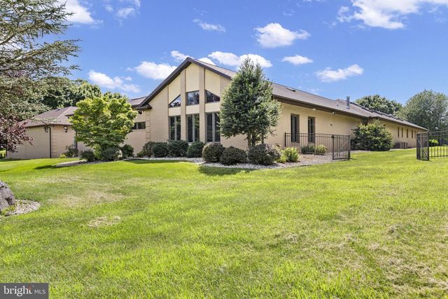 253 BRINDLE RD, Mechanicsburg, PA 17050