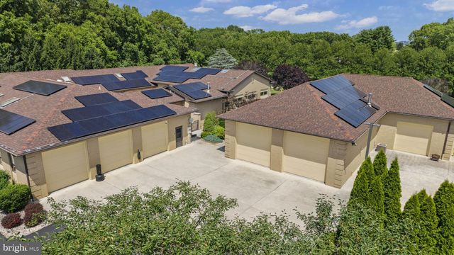 253 BRINDLE RD, Mechanicsburg, PA 17050