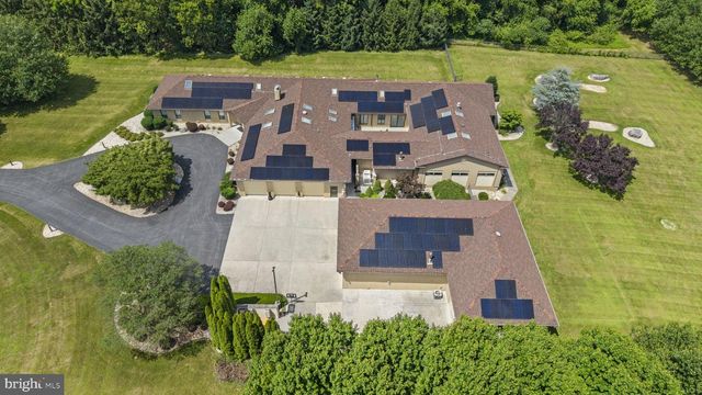 253 BRINDLE RD, Mechanicsburg, PA 17050