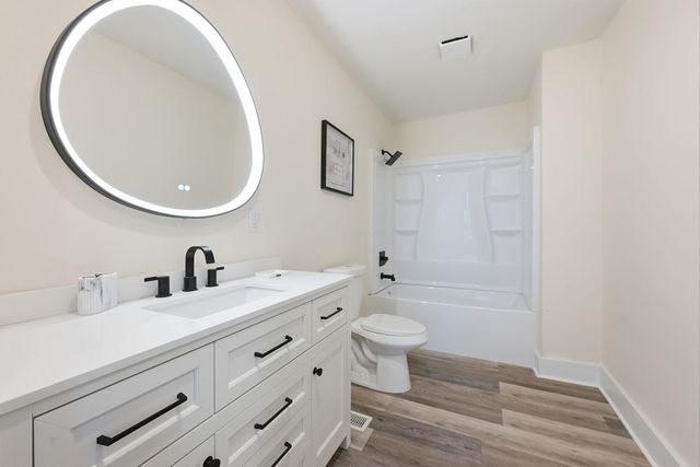 302 Azalea Dr., Mullins, SC 29574