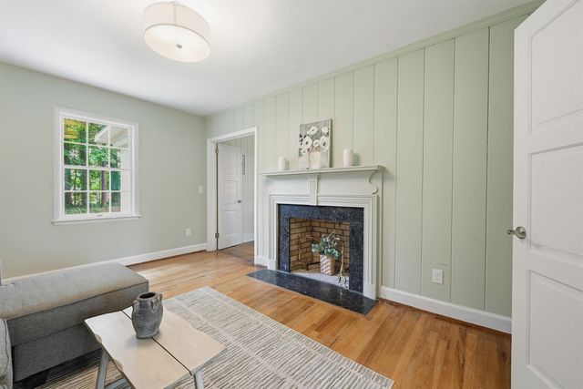 302 Azalea Dr., Mullins, SC 29574