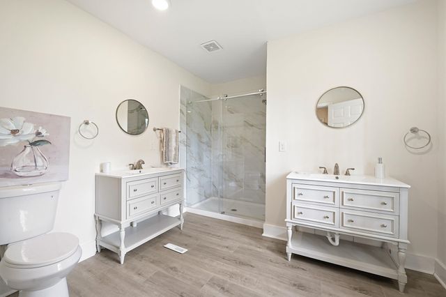 302 Azalea Dr., Mullins, SC 29574
