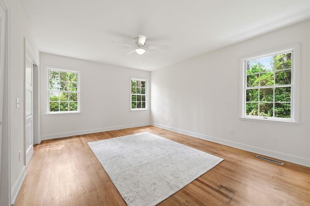 302 Azalea Dr., Mullins, SC 29574