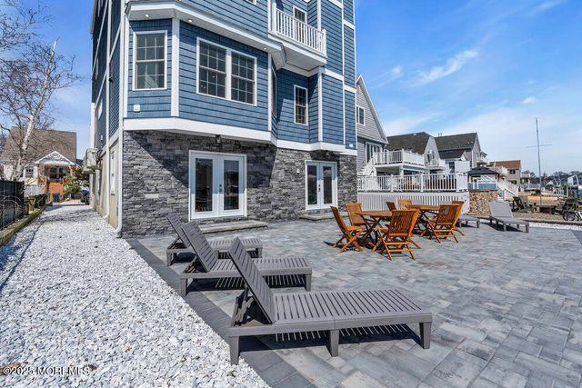 141 Vanard Drive, Brick, NJ 08723