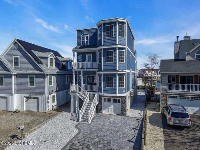 141 Vanard Drive, Brick, NJ 08723