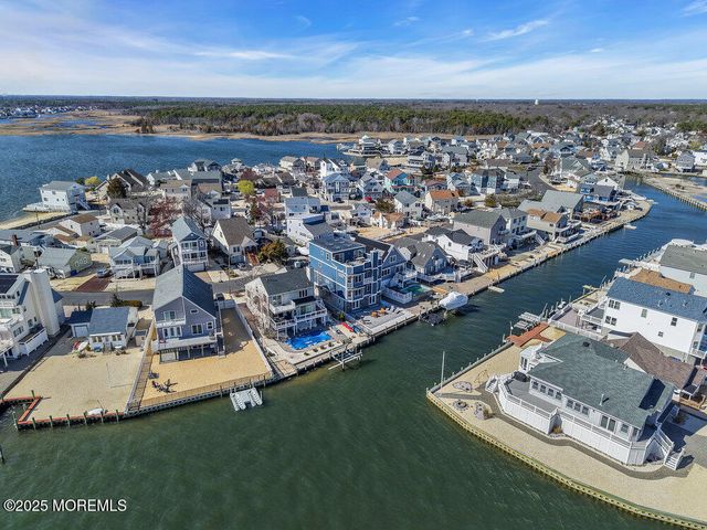 141 Vanard Drive, Brick, NJ 08723