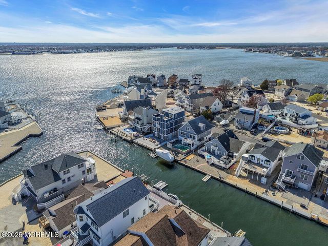 141 Vanard Drive, Brick, NJ 08723