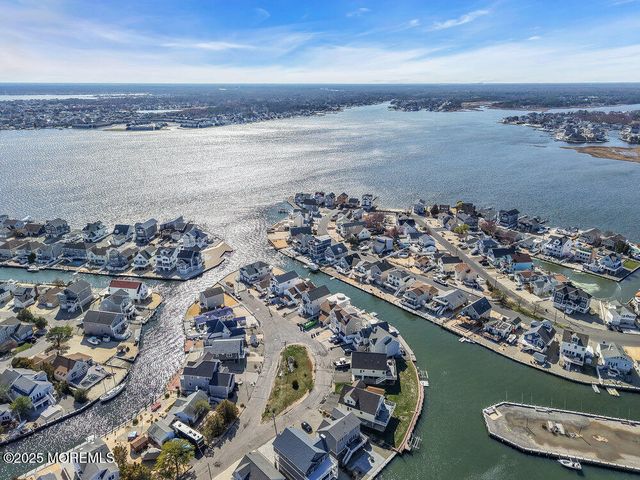 141 Vanard Drive, Brick, NJ 08723