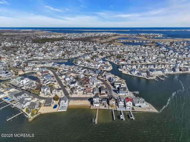 141 Vanard Drive, Brick, NJ 08723