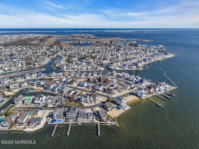 141 Vanard Drive, Brick, NJ 08723