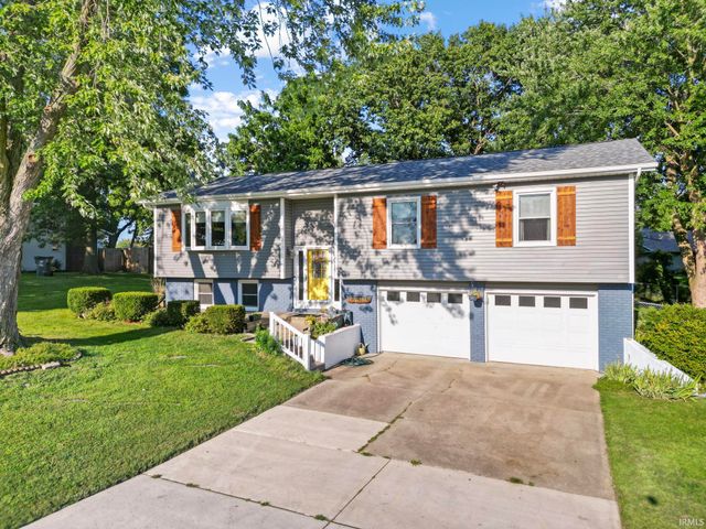 610 Claudia Lane, Middlebury, IN 46540