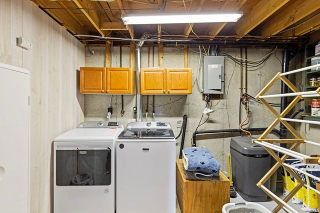 610 Claudia Lane, Middlebury, IN 46540