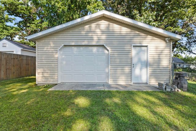 610 Claudia Lane, Middlebury, IN 46540