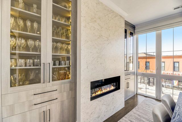 5015 N Clark Street 201, Chicago, IL 60640