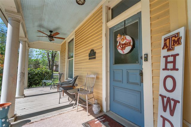 408 S Center Street, Forney, TX 75126