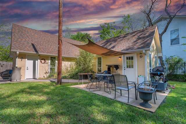 408 S Center Street, Forney, TX 75126
