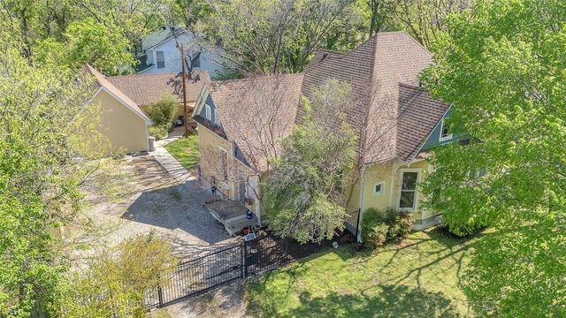 408 S Center Street, Forney, TX 75126