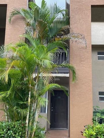 526 SW 113th Way 526, Pembroke Pines, FL 33025