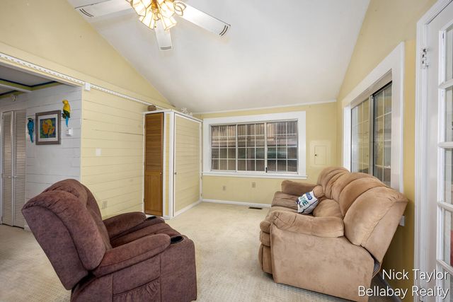 8198 Morrison Lake Gardens, Boston Twp, MI 48881