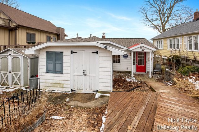 8198 Morrison Lake Gardens, Boston Twp, MI 48881