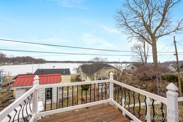 8198 Morrison Lake Gardens, Boston Twp, MI 48881