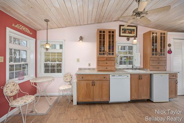 8198 Morrison Lake Gardens, Boston Twp, MI 48881