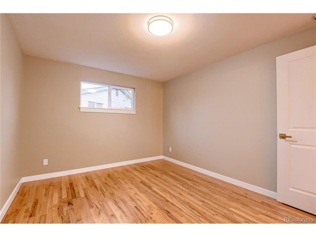 6586 S Kit Carson St, Littleton, CO 80121