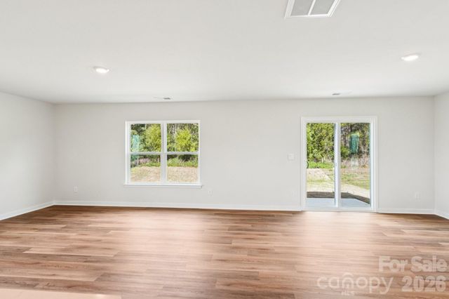 569 N Sparkleberry Street, Chester, SC 29706