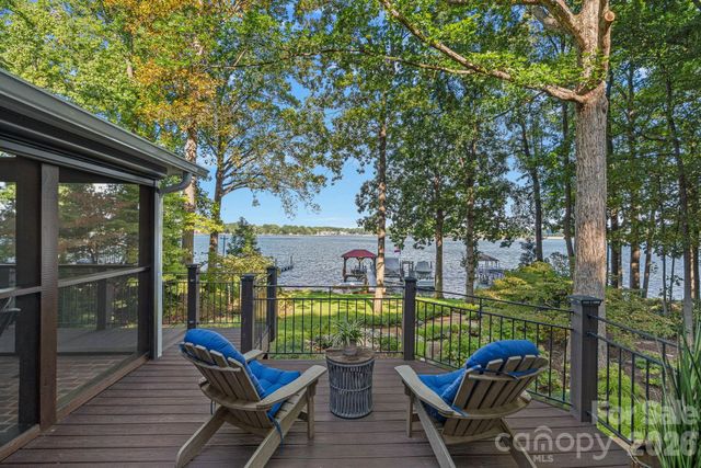 16141 Weatherly Way, Huntersville, NC 28078