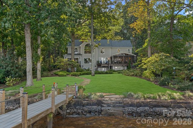 16141 Weatherly Way, Huntersville, NC 28078