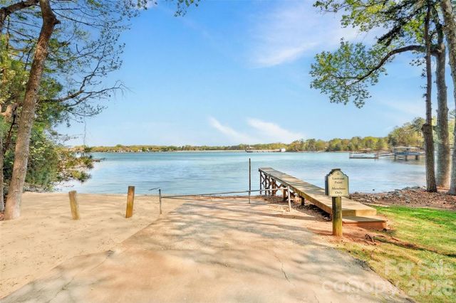 16141 Weatherly Way, Huntersville, NC 28078