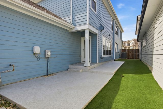 1560 Jackson Street, Carrollton, TX 75006