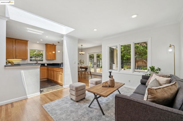 765 Neilson St, Berkeley, CA 94707