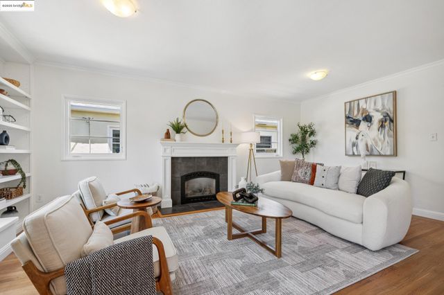 765 Neilson St, Berkeley, CA 94707